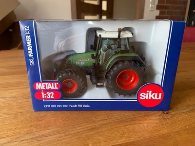 Siku Farmer 1:32 Fendt 718 Vario Grün Traktor, Schlepper X991 000 285 000 - Bild 1 von 4