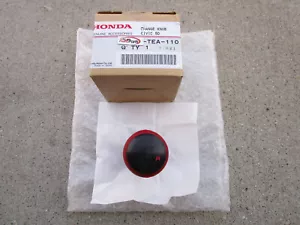 17 - 18 HONDA ACCORD 6 SPEED MANUAL TRANS SHIFTER LEVER KNOB RED OEM NEW - Picture 1 of 7