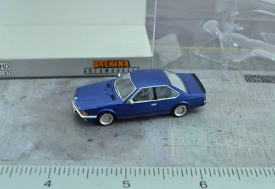 Coche Brekina 24351 BMW 635 CSI azul escala 1:87 HO Foto 1 de 2