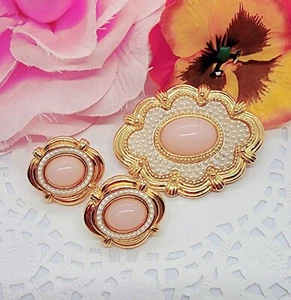 VTG Women’s Avon GoldTone VictorianSpring Brooch &Clip On Earring Set Faux Pearl - Picture 1 of 5