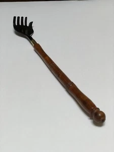 Long Back Scratcher 16 Inches Hand Carved Wood - Picture 1 of 4