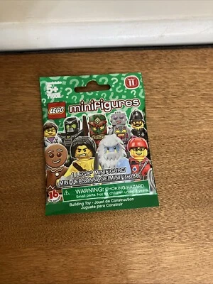 LEGO Lady Robot Series 11 Collectible Minifigure col11-16  71002 - Image 1 of 2