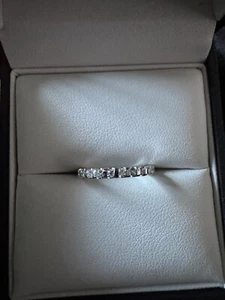 18ct White Gold 0.50ct Real Diamond Full Eternity Ring Size J - Picture 1 of 4