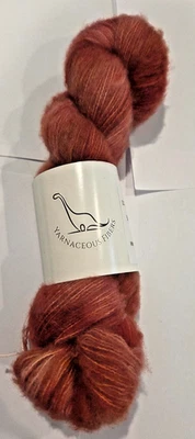 Hilo de encaje en efectivo Kosmo de fibras de hilo - Solo un fantasma - Destash  Foto 1 de 2