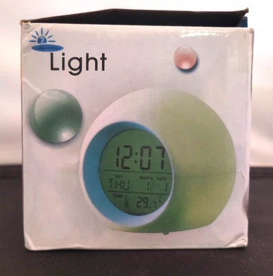 Reloj despertador digital LED brillante con cambio de color--¡Nuevo en caja abierta!  PROBADO Foto 1 de 4