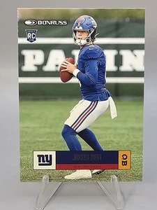 2025 Donruss Football Retro 2005 RC Jaxson Dart 💥 Giants #R05-JXD - Picture 1 of 2