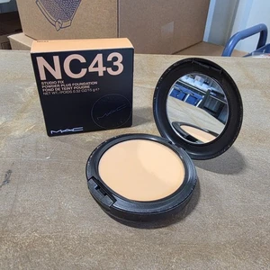 MAC Studio Fix Powder Plus Foundation - NC43 -  O.52 Oz / 15 g NEW & AUTHENTIC.  - Picture 1 of 3