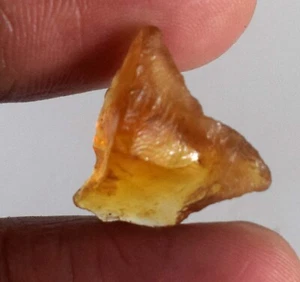 Natural Brazilian Yellow Tourmaline 7.10 Ct/16 mm Gemstone Rough Certified Q2987 - Picture 1 of 6