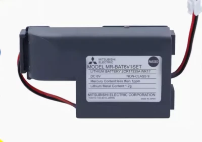 1PC NEW Mitsubishi MR-J4 MR-BAT6V1SET 6V with housing - Image 1 of 2