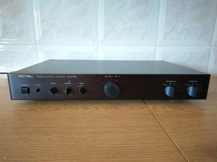 PRAMPLIFICATORE ROTEL RC-970BX COME NUOVO E PERFETTO!!! - Immagine 1 di 1