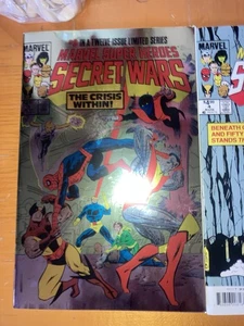 Marvel Super Heroes Comics Secret Wars - Imagen 1 de 3