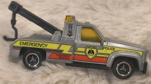 LN Vintage/1987 MATCHBOX Gray GMC Wrecker Emergency Highway Service UNIT #8 - Picture 1 of 5
