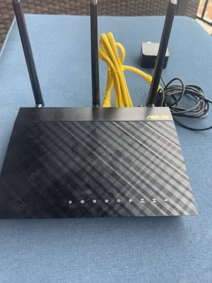 Asus RT-AC1750 Dual Band 3x3 802.11ac WiFi 4-port Wireless Gigabit Router - Image 1 of 4