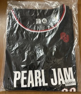 NEU/SEALED Pearl Jam Portland, OR 05.10.24 Tour Trikot Gr. XL Trailblazers Rarität - Bild 1 von 7