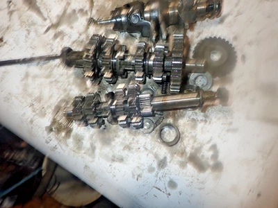 Yamaha AS2 125 Twin 1970? Transmisión/caja de cambios/horquillas de cambio/tambor de cambio Foto 1 de 3