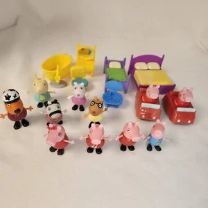 Peppa Pig Spielzeug Konvolut 9 Figuren, 6 Möbelstücke, 1 Instrument, 2 Autos - Bild 1 von 18