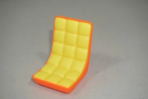 Silla de repuesto LOL Surprise Clubhouse amarilla y naranja 2020 MGA - Imagen 1 de 7