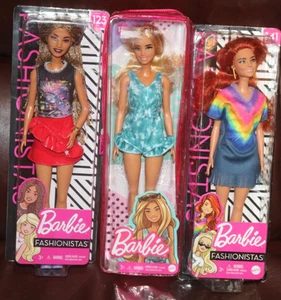 Barbie Fashionistas 123 141 173 One Extra Seasonal Dress - Picture 1 of 3