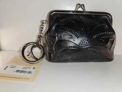 Monedero Patricia Nash de cuero negro con broche de beso con llavero  Foto 1 de 4