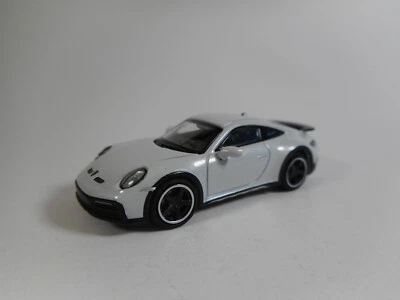 Minichamps 1:87 2022 Porsche 911 Taycan Grigio Metallizzato Modello Finitto - Immagine 1 di 4