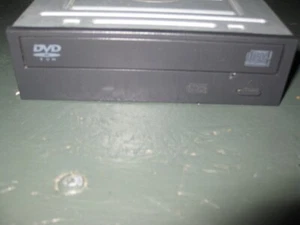 Samsung SM-348 Internal CD-RW/DVD Drive SM-348B/DWR 06X923 6X923 - Black Bezel - Picture 1 of 2