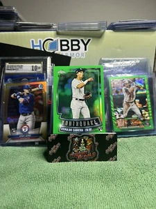 2023 Topps Chrome Oswaldo Cabrera RC YouthQuake Green Refractor 62/99 Yankees - Picture 1 of 2