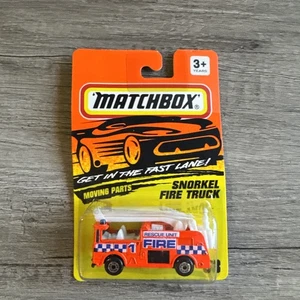 Camion dei pompieri Matchbox Snorkel 1993 #63 parti in movimento nuovo con scatola - Foto 1 di 6