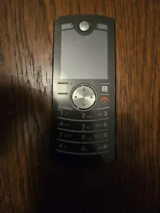 Cellulare Motorola F3 Nero Arancione Rete RARO Affidabile Non Funzionante - Foto 1 di 2