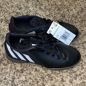 New Adidas Predator EDGE.4 Indoor Sala Soccer Shoes Arena GZ2900 Size 1.5 US - Picture 1 of 6