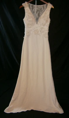 Heidi Elnora Wedding Dress 3 Silk A-Line Flowers Train Modern Illusion Lace Back - Image 1 of 4