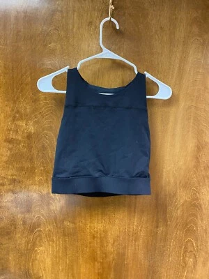 Top de entrenamiento recortado negro talla mediana "Senita Athletics" para mujer. Prev. Propiedad Foto 1 de 2