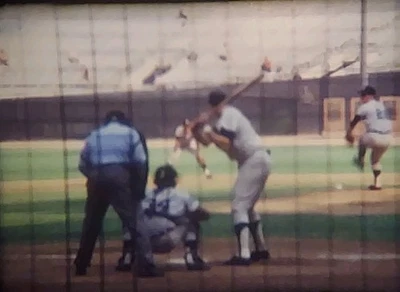 De colección Super8 Yankees Juego Ceremonia Práctica de Bateo Años 70 Detrás del Plato de Casa Foto 1 de 4