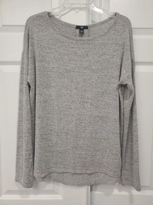 Camiseta para mujer GAP suave cuello redondo gris manga larga capa mediana exterior Foto 1 de 4