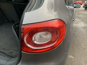 Tail Light Assembly VW TIGUAN Right 09 10 11 - Picture 1 of 3