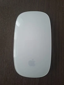 Apple Magic  Bluetooth Wireless Mouse A1296. AA batteries included - Picture 1 of 3