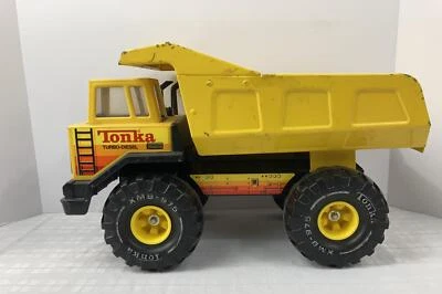 Tonka Toy Truck (XMB-975) - 16 1/2", Vintage, Yellow, Complete - Image 1 of 4