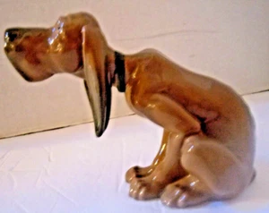 LLADRO ""TIMID DOG"" #5111 FIGUR ~ BLUTHUND SITZEND - Bild 1 von 4