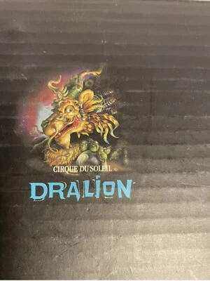 Cirque Du Soleil DRALION Vela de luz de té sin goteo Linterna china nueva en caja Foto 1 de 4