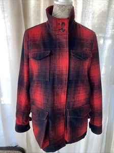 Levi’s Buffalo Plaid Truckers Jacket Women’s Size Medium Wool Blend Red & Black - Picture 1 of 10