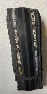 BIKE TIRE - MICHELIN - 700 x 23C - FOLDER - Picture 1 of 5