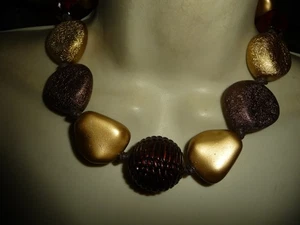 JS SIGNED LRG CHUNKY GOLD TONE BROWN RED BEADS BIB COLLAR NECKLACE #19/14 - Bild 1 von 7
