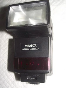 Minolta Maxxum 4000 AF Flash For Maxxum AF Cameras - Picture 1 of 2