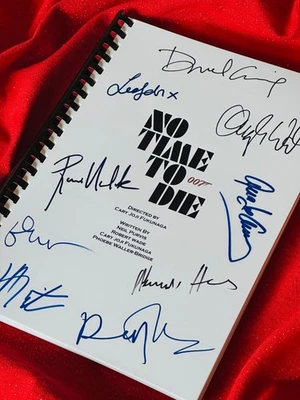 No Time To Die, Movie Script, Cast Printed Signatures, Signed, Gift, Film  - Image 1 of 4