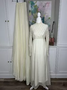 1960er Jahre Hochzeitskleid Blumen Perlen Chiffon Kleid mit Zug 34 S/M Vintage cremefarben - Bild 1 von 19
