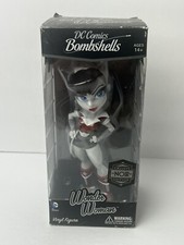 Noir Wonder Woman DC Comics Bombshells Exclusive 2016 Cryptozoic Vinyl Figure