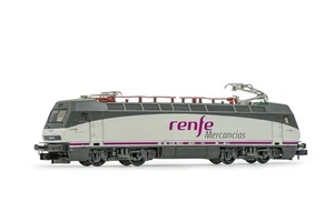 Arnold DR, electric locomotive class 211, red livery with wide decor line, perio - Picture 1 of 1