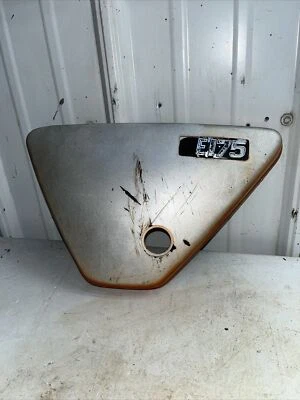 1977 KAWASAKI KE175 LEFT SIDE FRAME COVER PANEL OEM (KTPU127) Foto 1 de 4