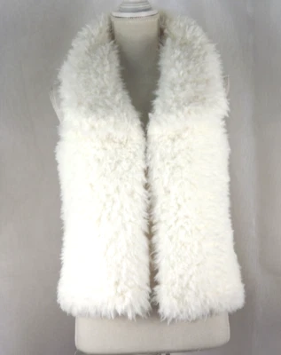 Arizona Jeans Faux Fur White Sleeveless Lined 1 Hook Cozy Vest Top Teen L-14 Reg - Image 1 of 4