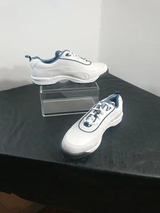 Women's SZ 9M Footjoy Greenjoys 48721 Lace-up Soft Spike Golf Shoes Scuff On Toe - Picture 1 of 9
