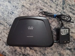 CISCO LINKSYS (WES610N) 4-PORT SWITCH DUAL BAND ENTERTAINMENT BRIDGE - Photo 1/2